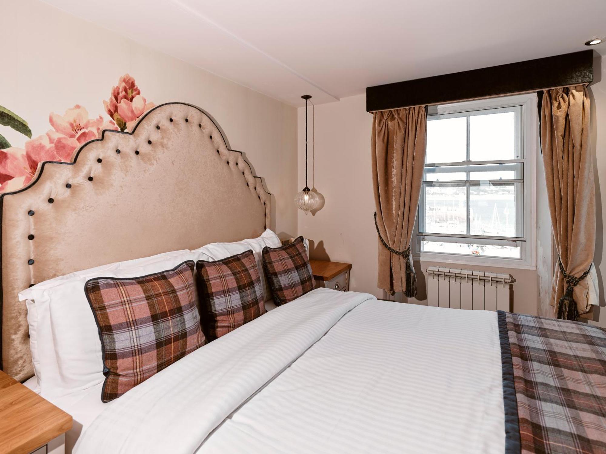 Old Court House Inn St Aubin Eksteriør bilde